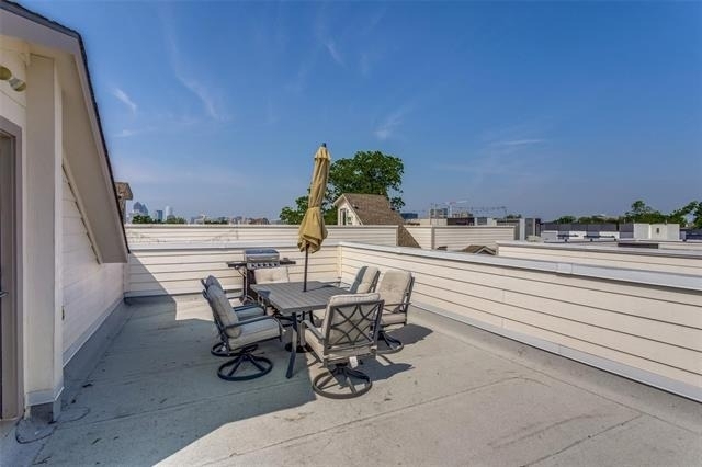 1932 Landon Lane - Photo 2