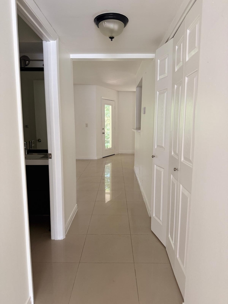 815 West Boynton Beach Boulevard - Photo 12