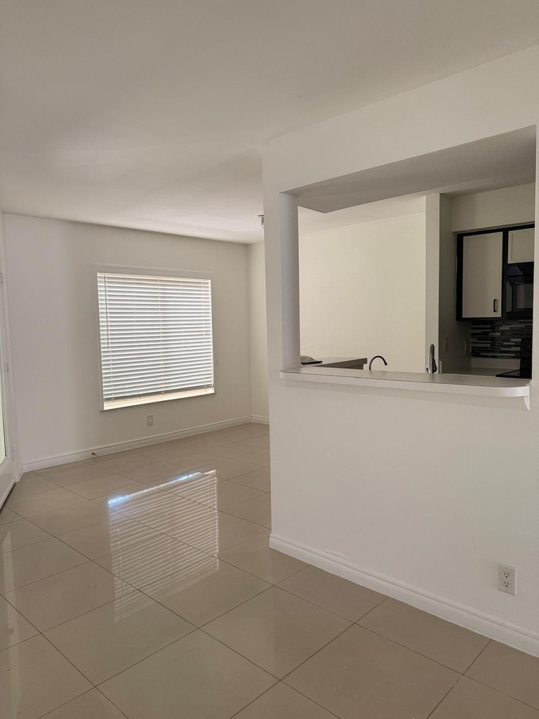 815 West Boynton Beach Boulevard - Photo 1