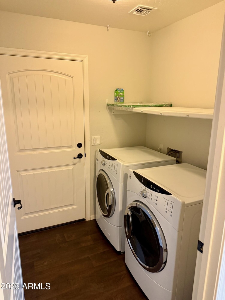 2122 E Cloud Road - Photo 6