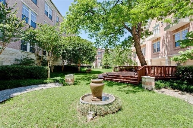 2305 Worthington Street - Photo 18