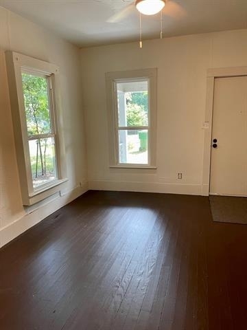 1020 Clinton Street - Photo 2