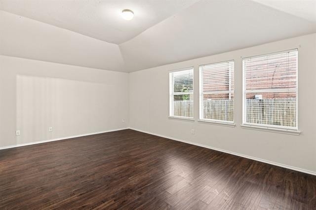 5905 Calloway Drive - Photo 6