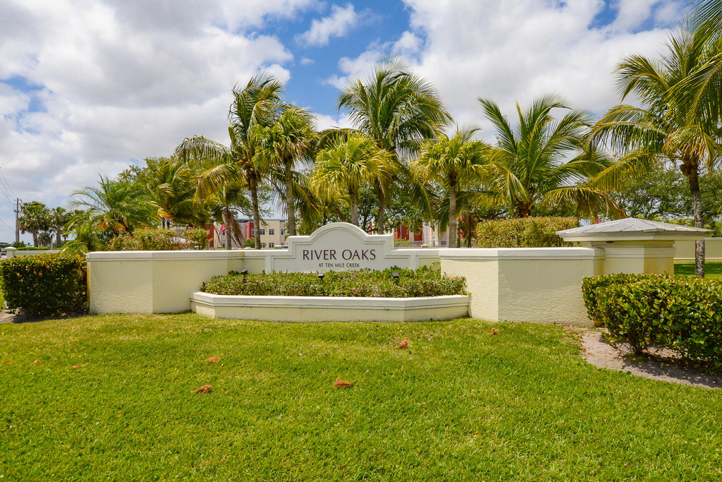 3902 Sabal Way - Photo 0