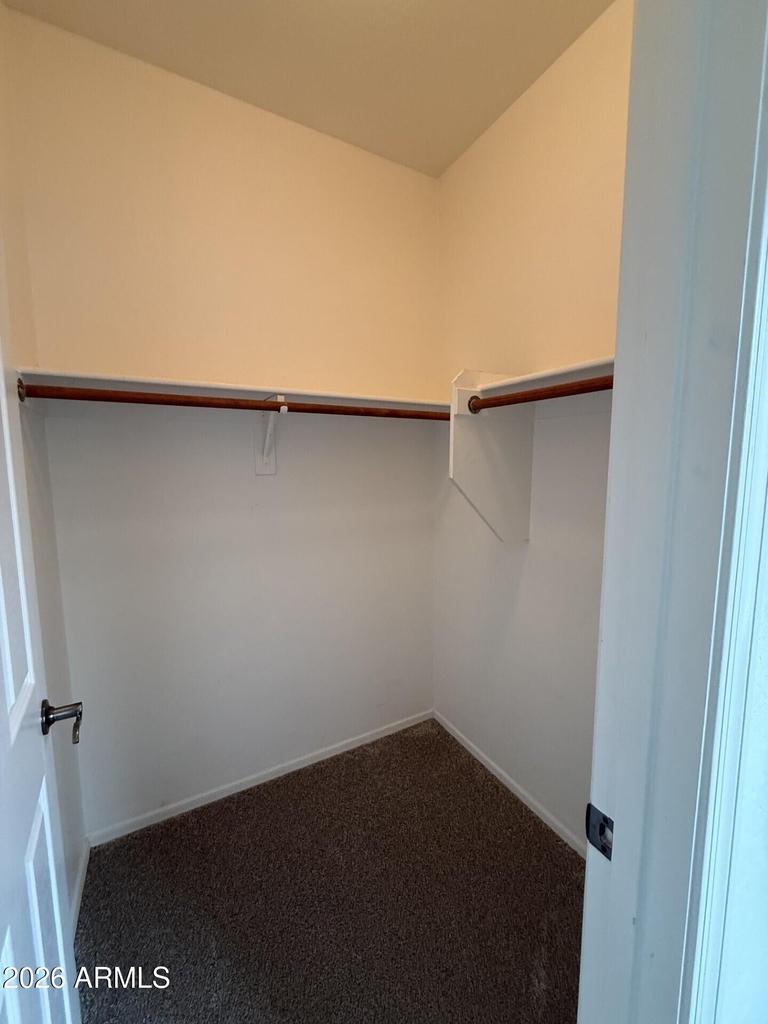 22165 N Celtic Avenue - Photo 11