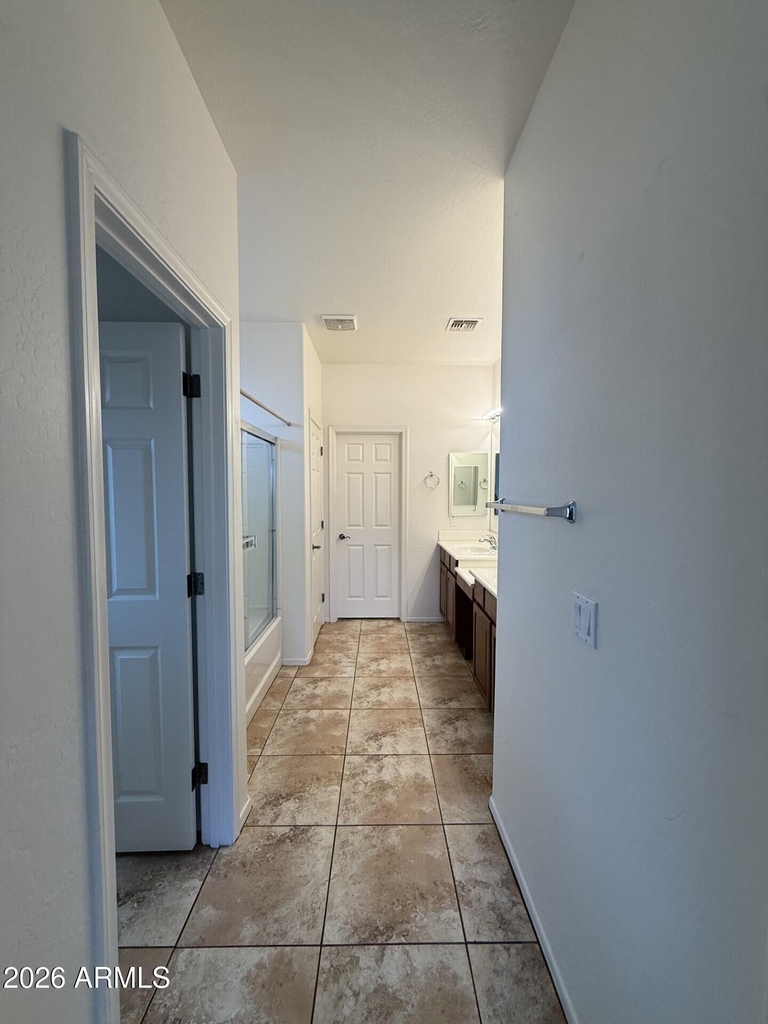 22165 N Celtic Avenue - Photo 9