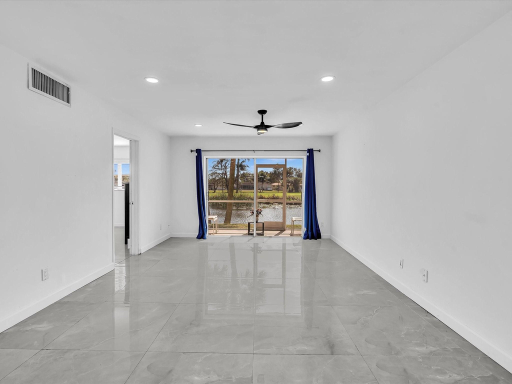 2451 Sw 82nd Avenue - Photo 1