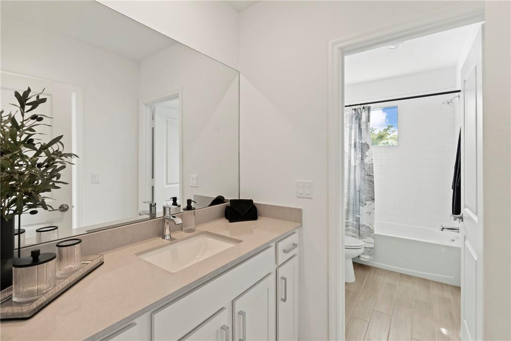 22812 Caciano Road - Photo 17