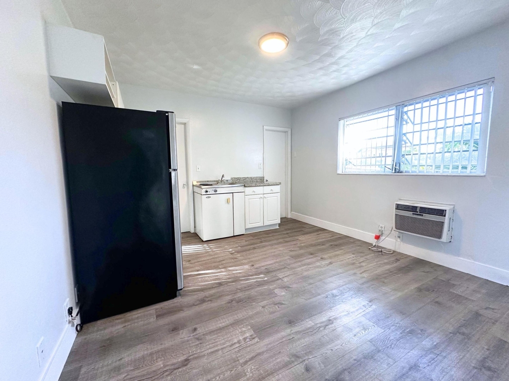 312 Ne 15th Avenue - Photo 4