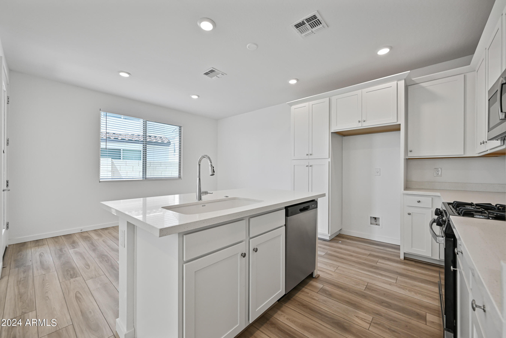4816 S Ferric -- - Photo 2