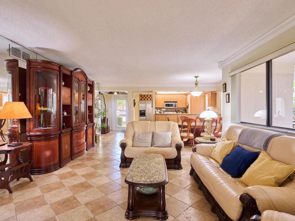 563 Brackenwood Place - Photo 8