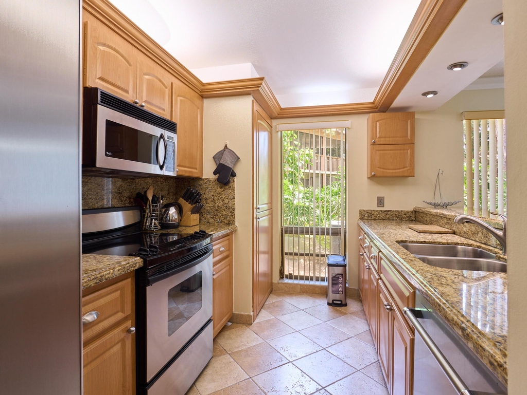 563 Brackenwood Place - Photo 10
