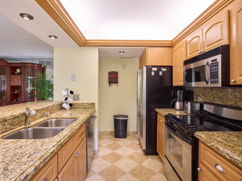 563 Brackenwood Place - Photo 12