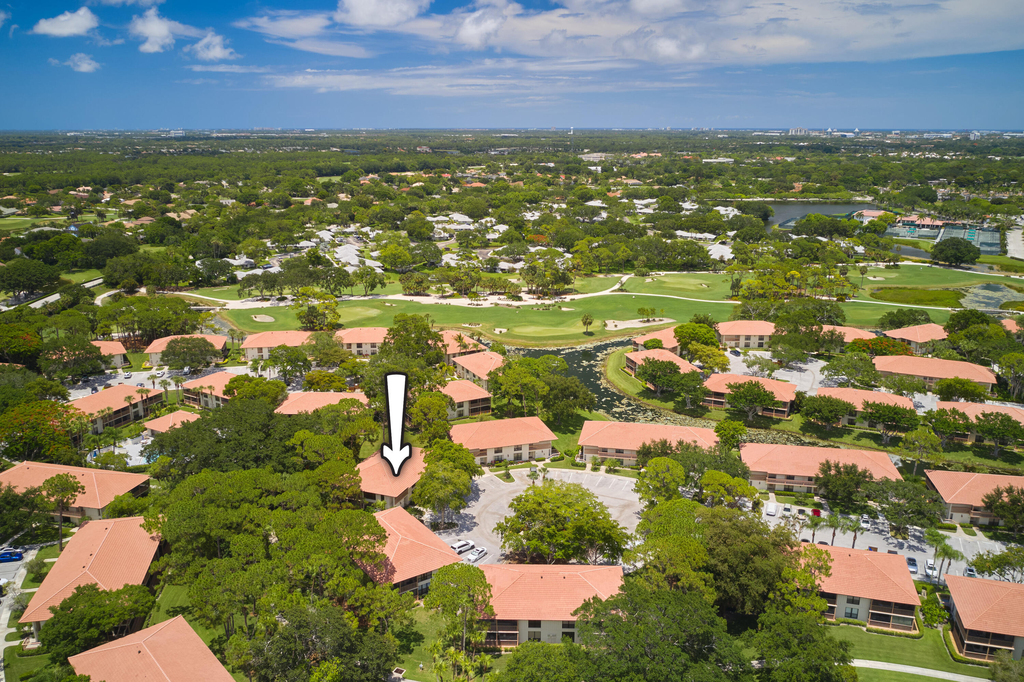563 Brackenwood Place - Photo 23