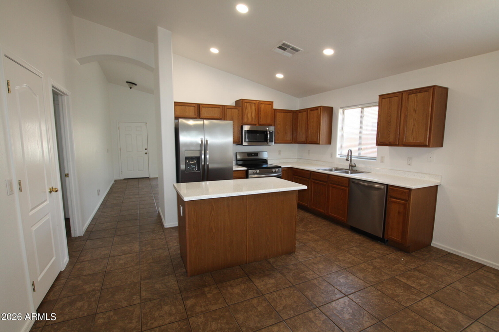 25735 W Elwood Street - Photo 5