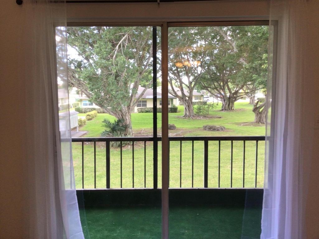 4109 Nw 88th Avenue - Photo 9