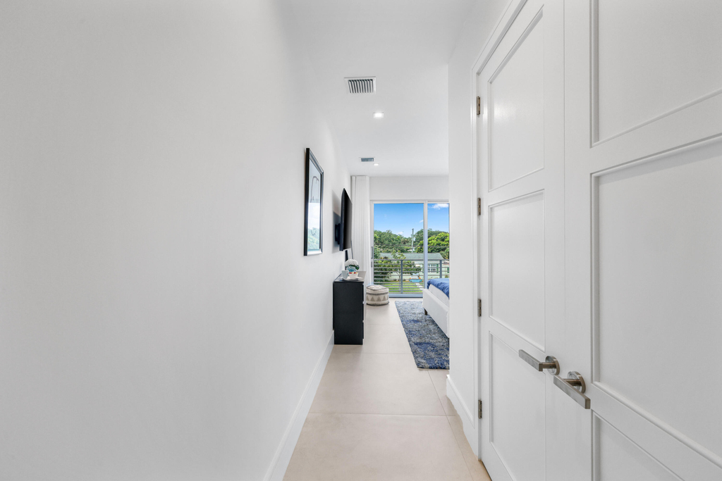 333 S Swinton Avenue - Photo 59