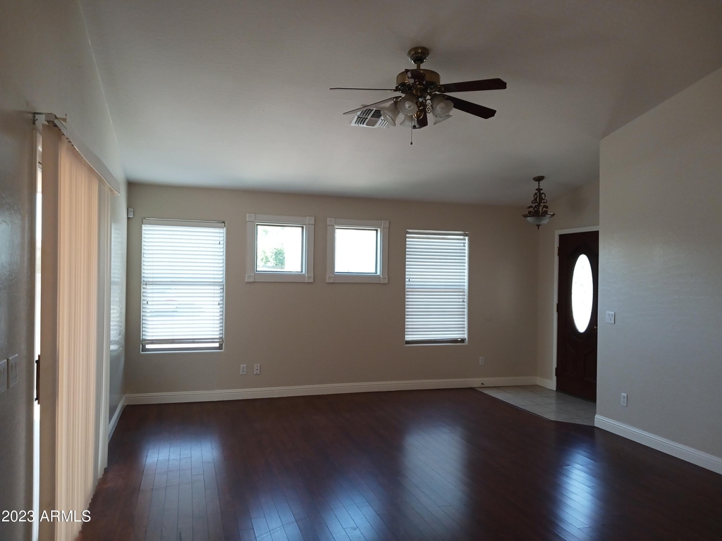 8074 N 109th Drive - Photo 5