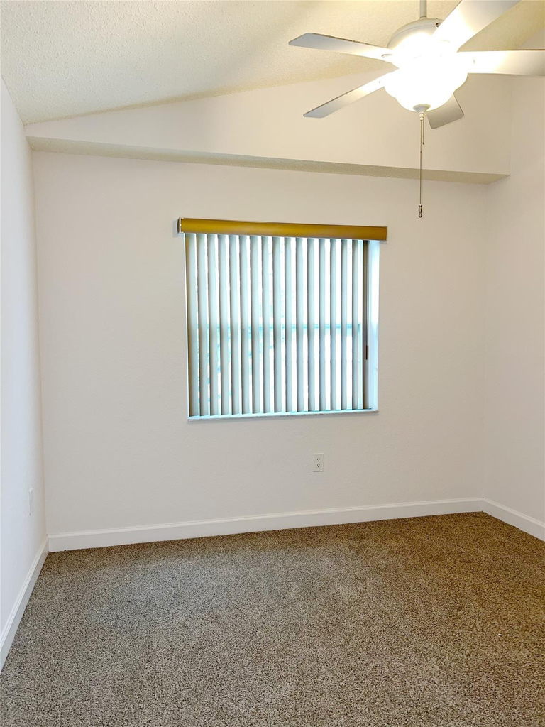 2850 N Oakland Forest Drive - Photo 10