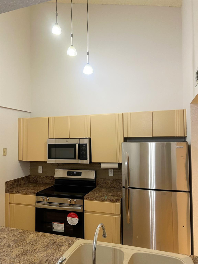 2850 N Oakland Forest Drive - Photo 7