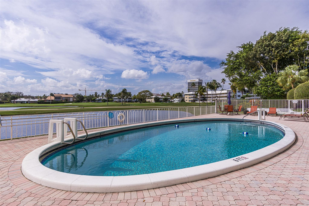 2500 Ne 48th Lane - Photo 4