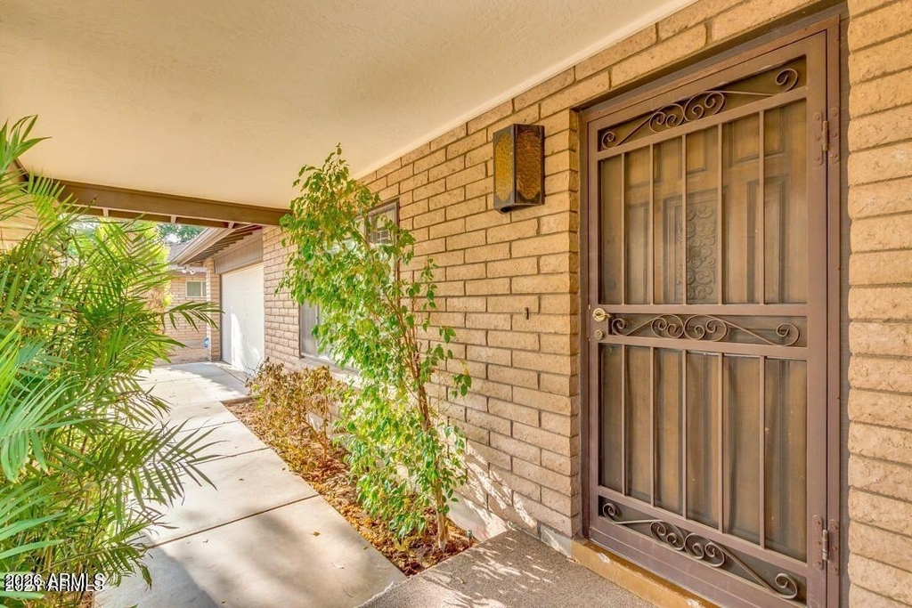 1536 E Gemini Drive - Photo 3