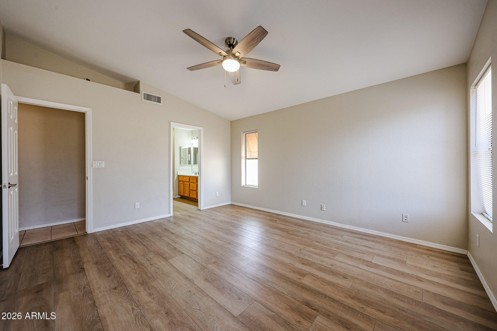 6320 W Paradise Lane - Photo 18