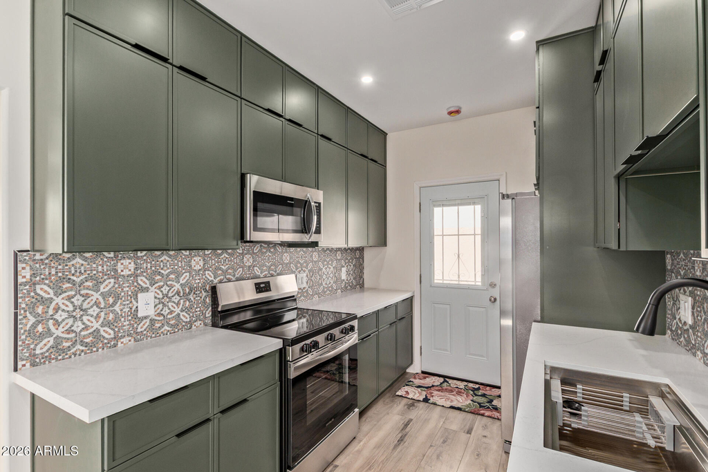 11437 W Lakeshore Drive - Photo 5