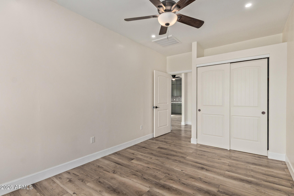 11437 W Lakeshore Drive - Photo 7