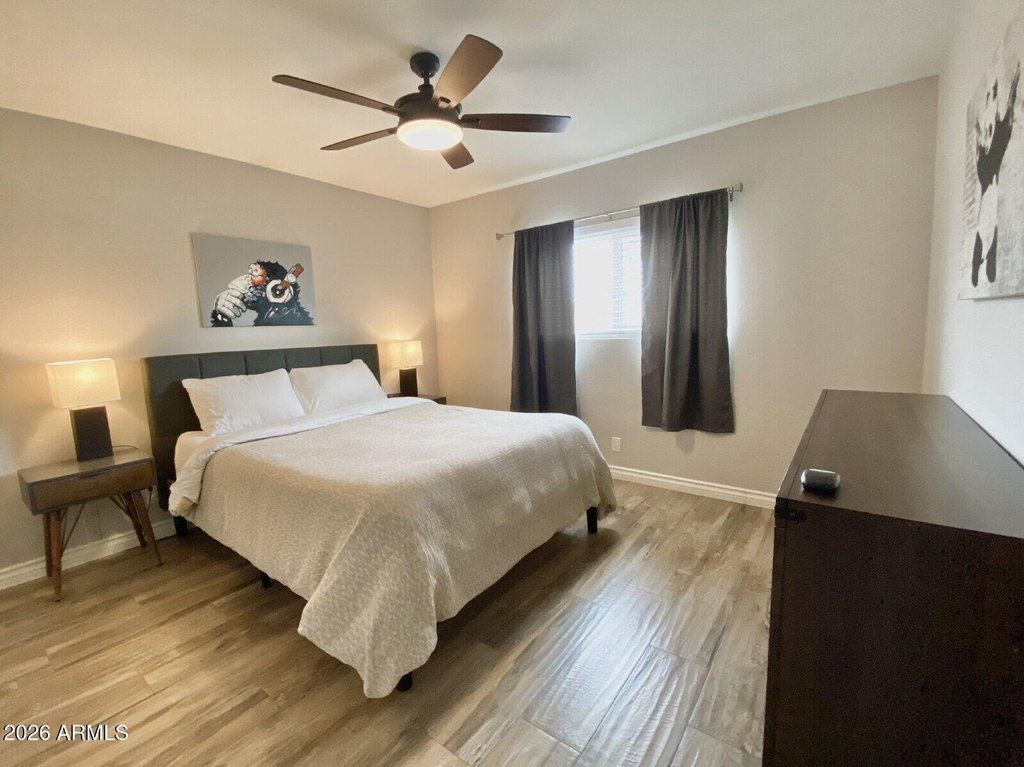 2303 S Cottonwood Drive - Photo 2