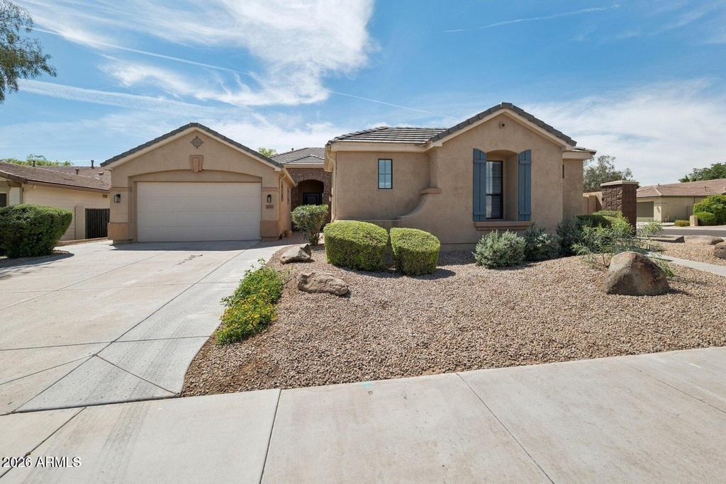 16195 W Glenrosa Avenue - Photo 0
