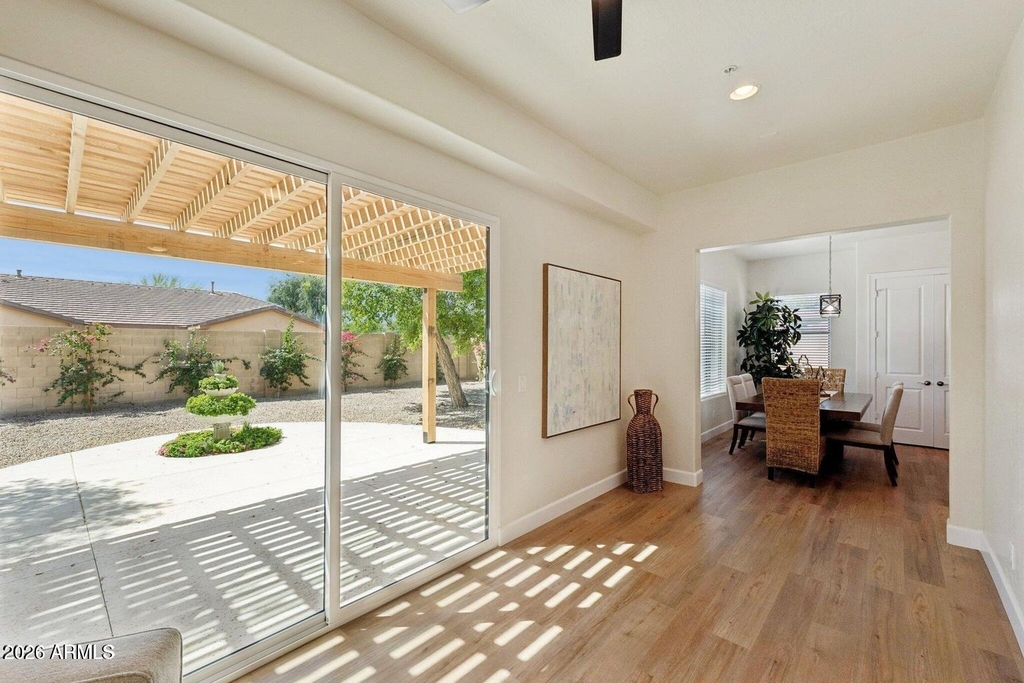 16195 W Glenrosa Avenue - Photo 5