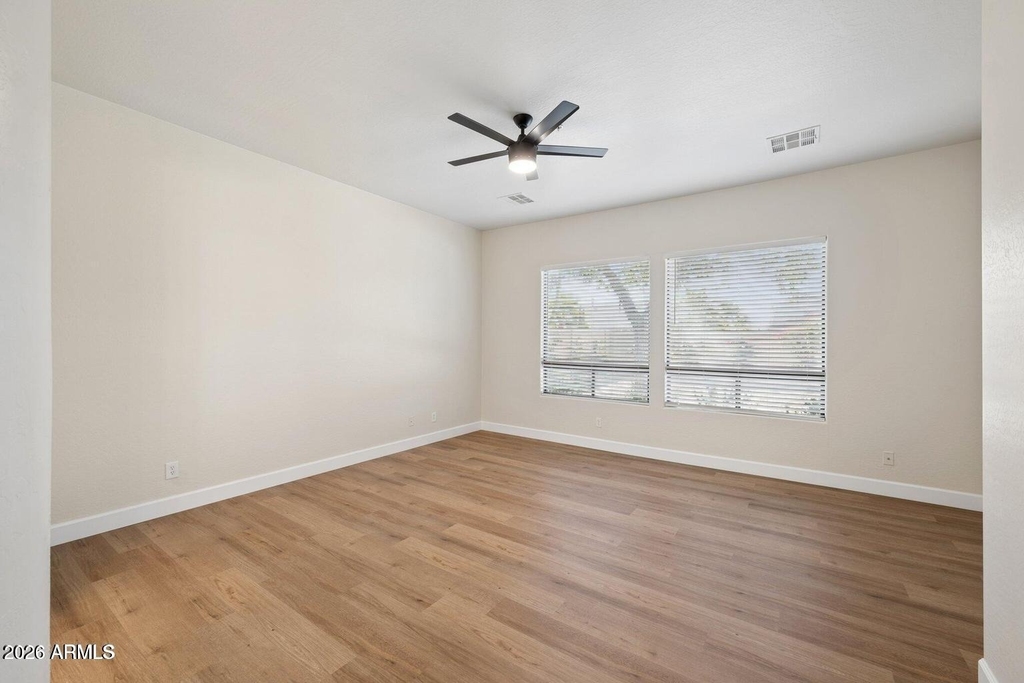 16195 W Glenrosa Avenue - Photo 12