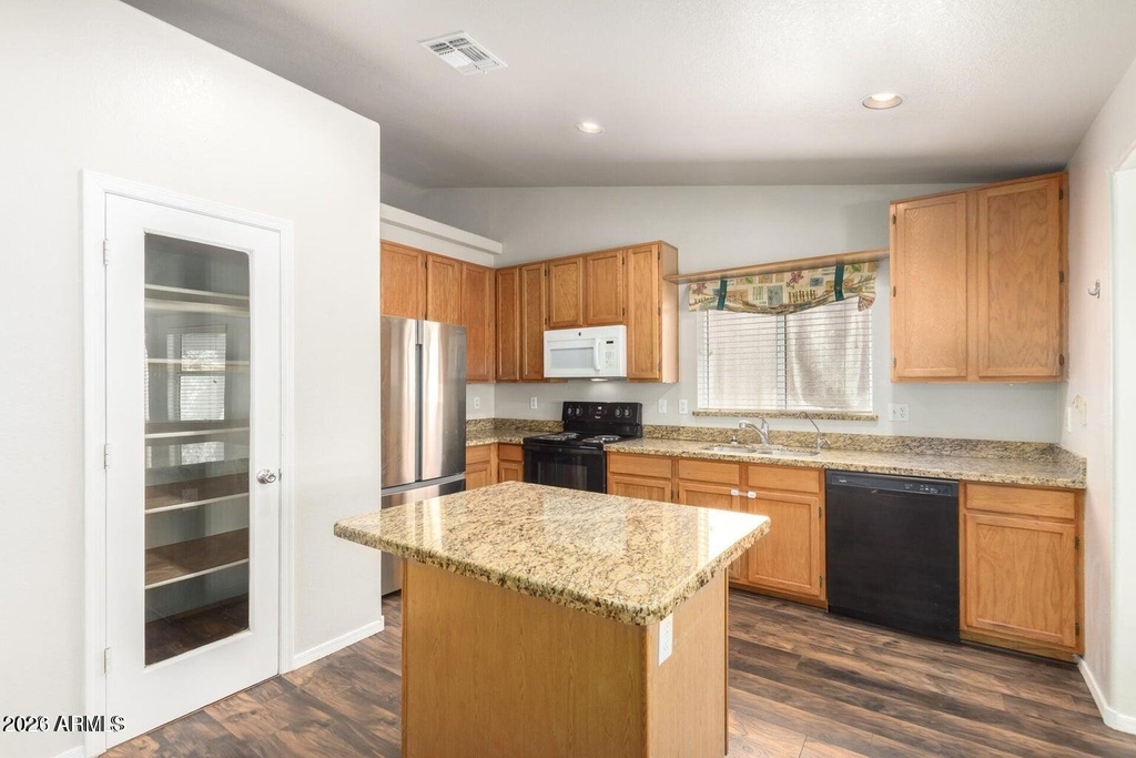 1924 E Sharon Drive - Photo 16