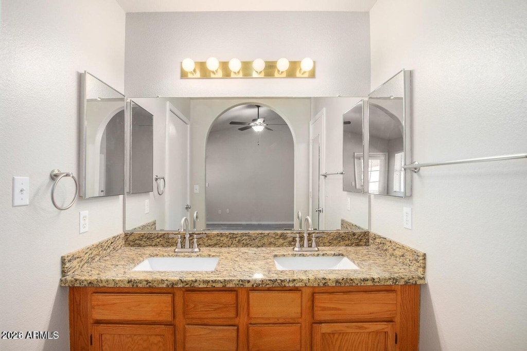 1924 E Sharon Drive - Photo 20