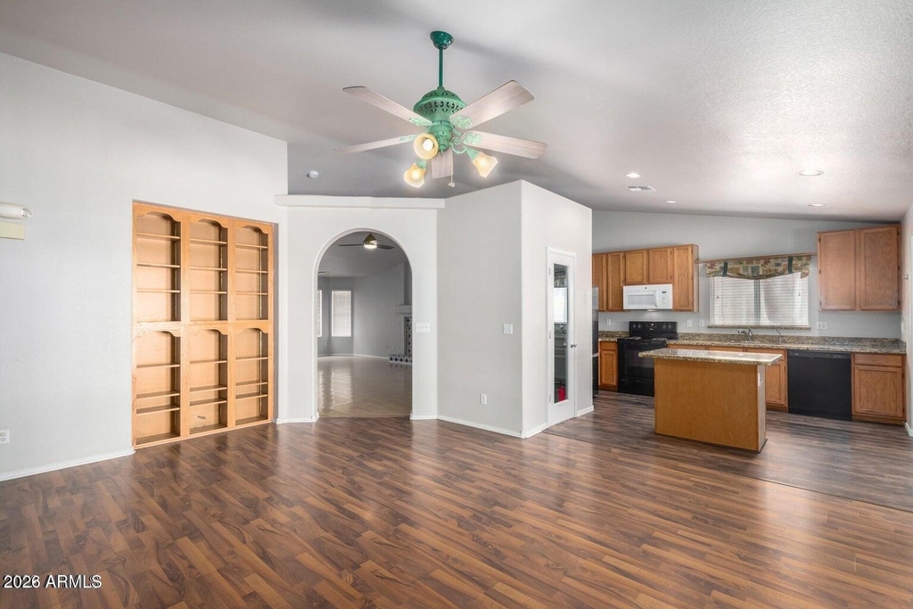 1924 E Sharon Drive - Photo 10