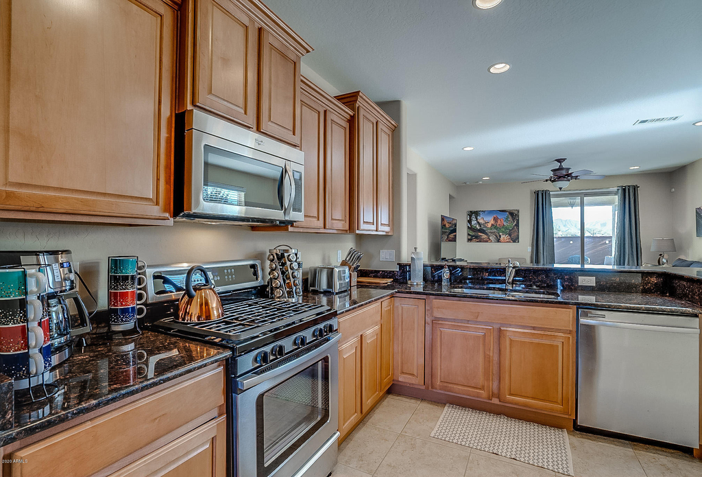 26731 W Pontiac Drive - Photo 20