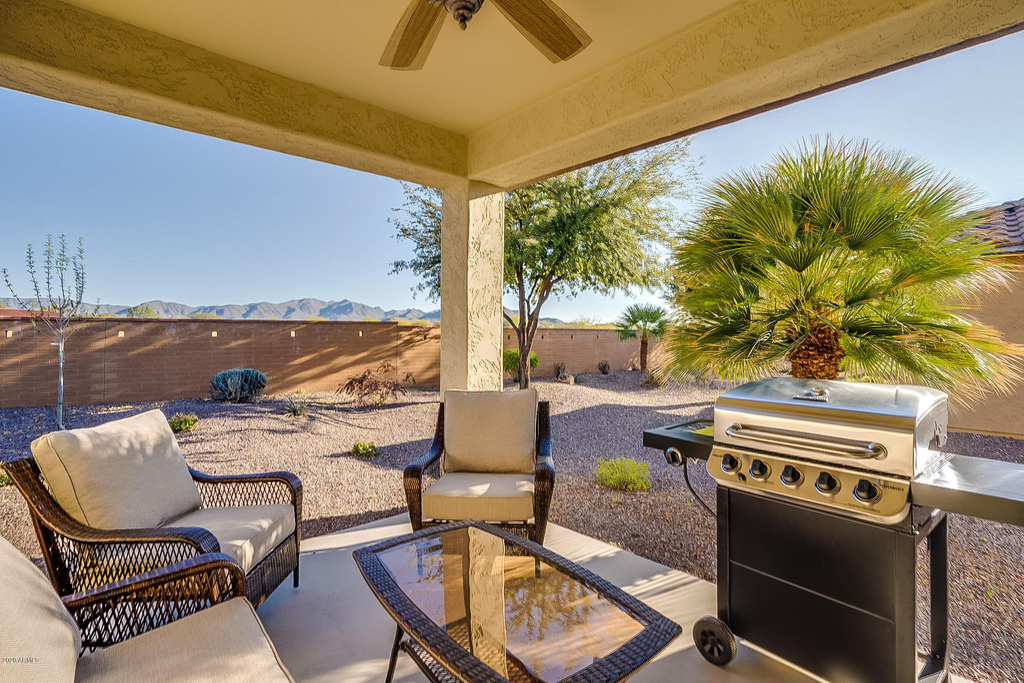 26731 W Pontiac Drive - Photo 9