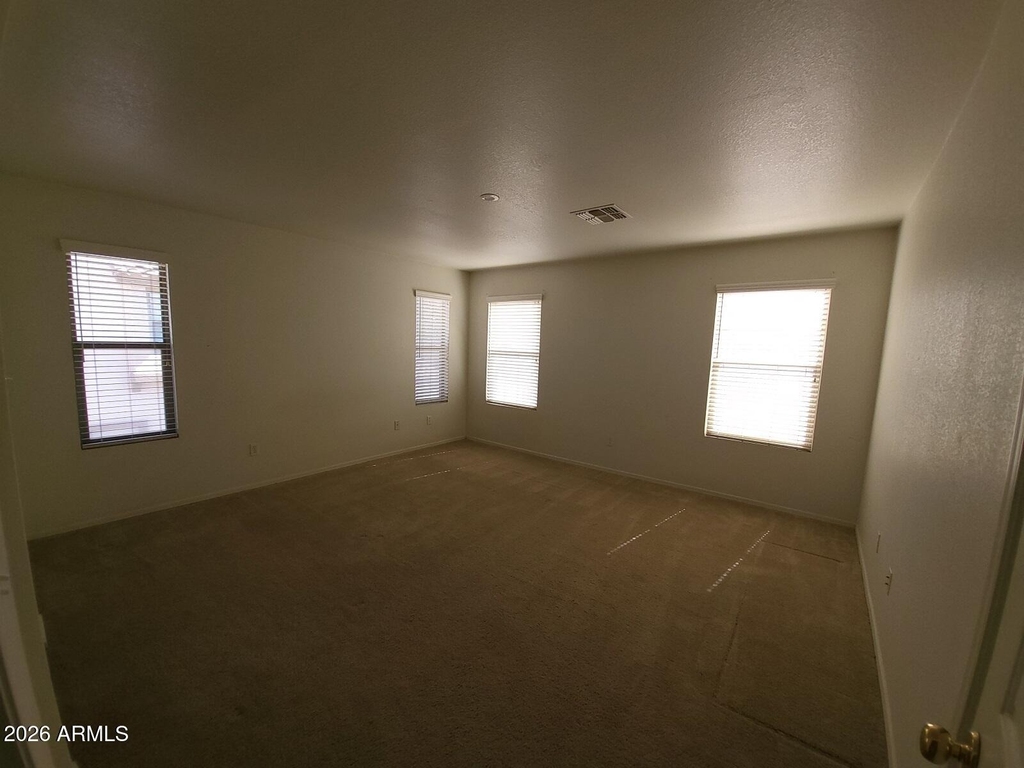 19705 E Emperor Boulevard - Photo 5