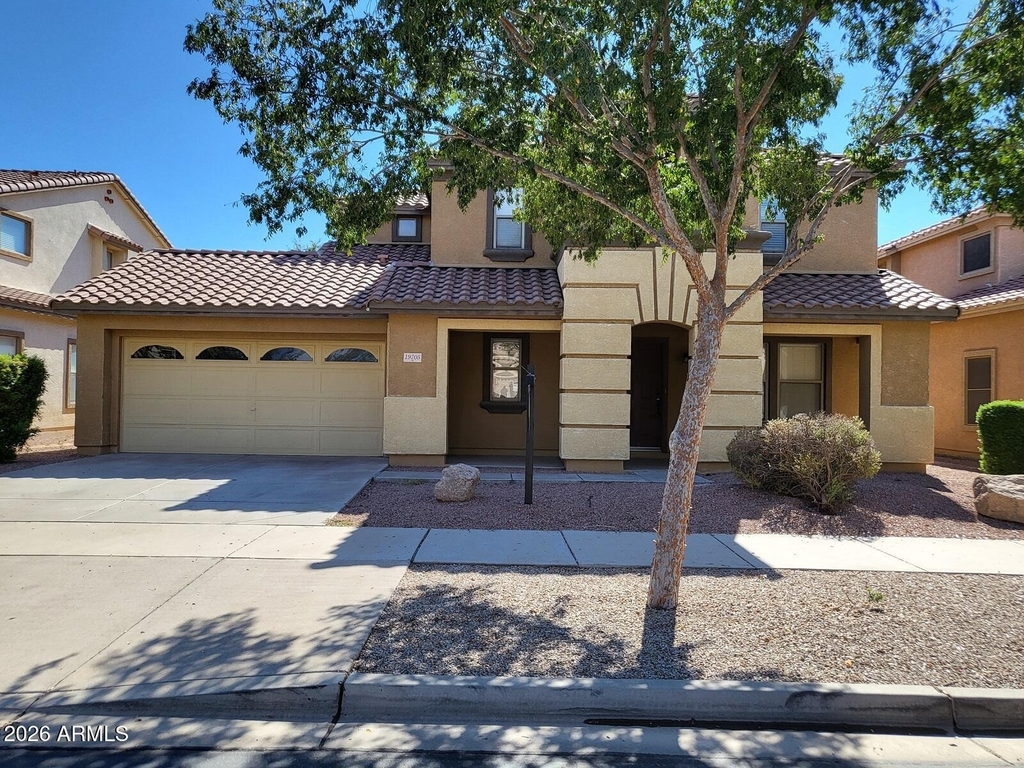 19705 E Emperor Boulevard - Photo 0