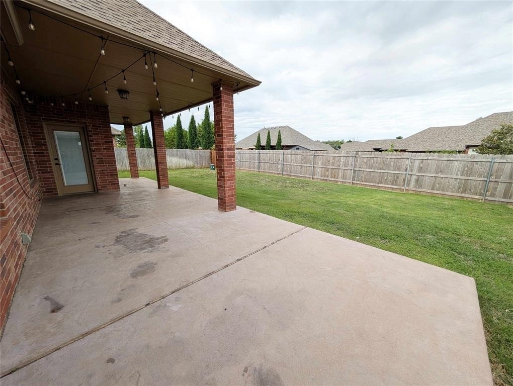 6405 Bent Wood Drive - Photo 22