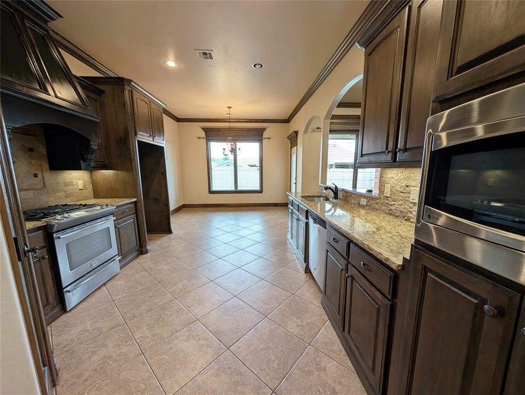 6405 Bent Wood Drive - Photo 6