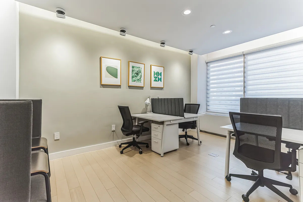 West 54th Street - Photo 10