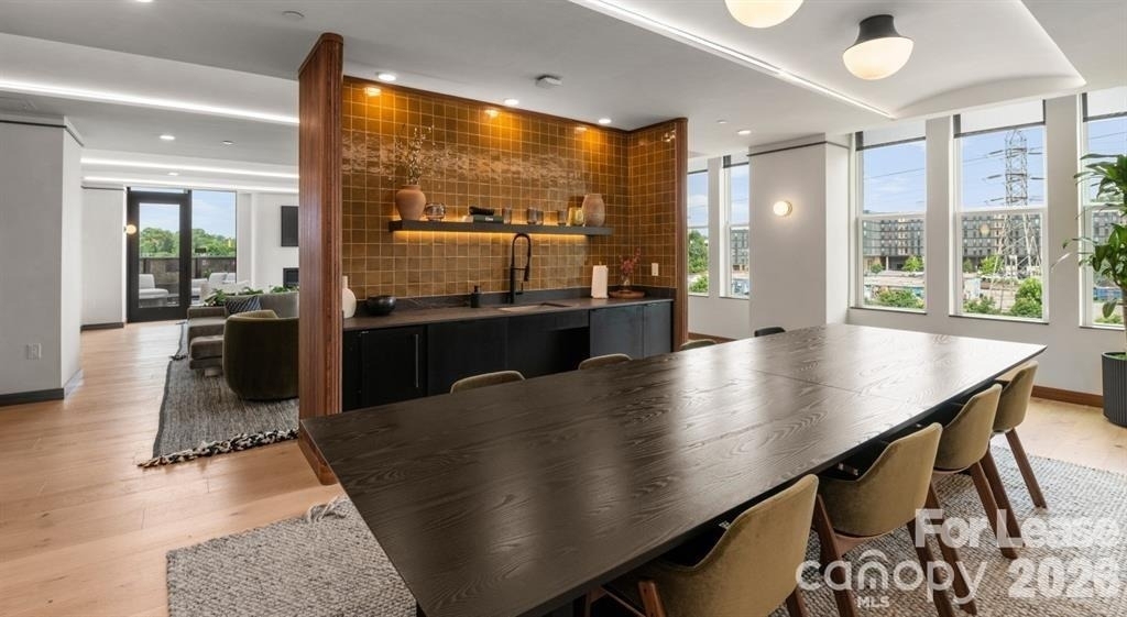 300 E 36th Street - Photo 10