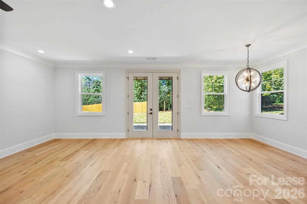 1331 Condon Street - Photo 7