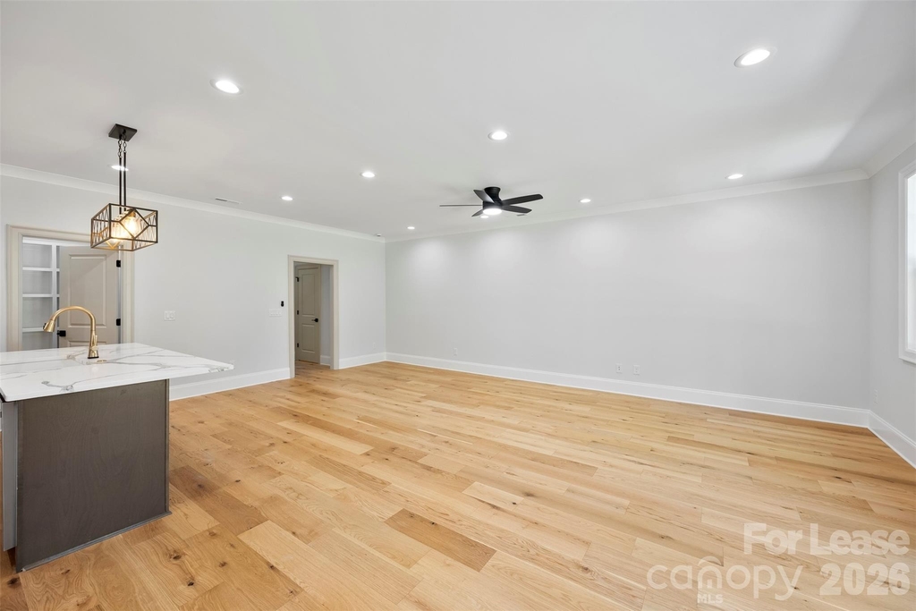 1331 Condon Street - Photo 8