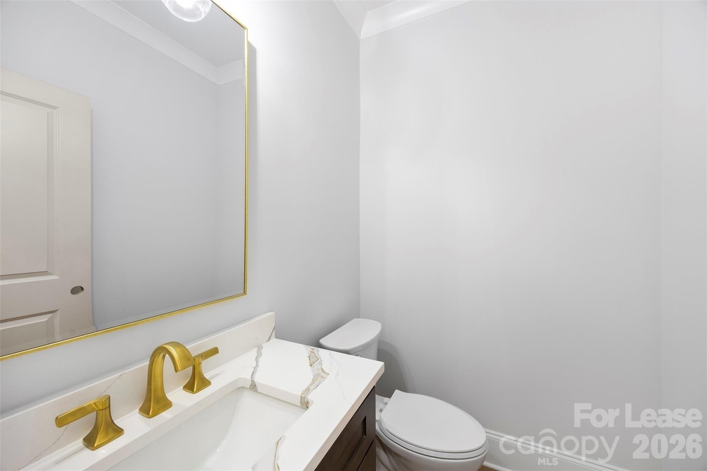 1329 Condon Street - Photo 2