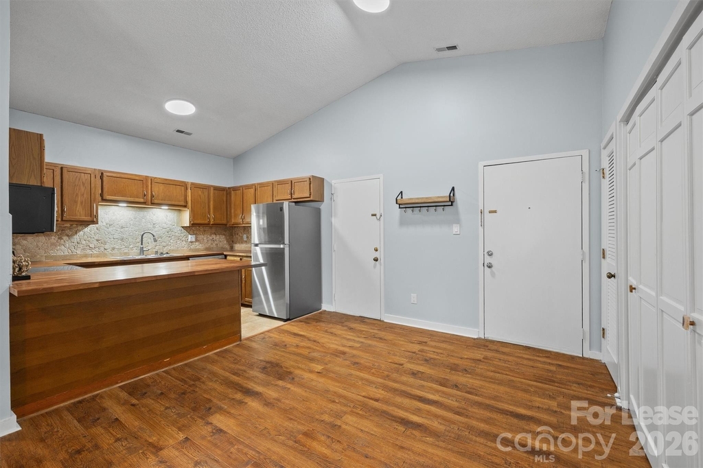 4130 Charlotte Highway - Photo 3