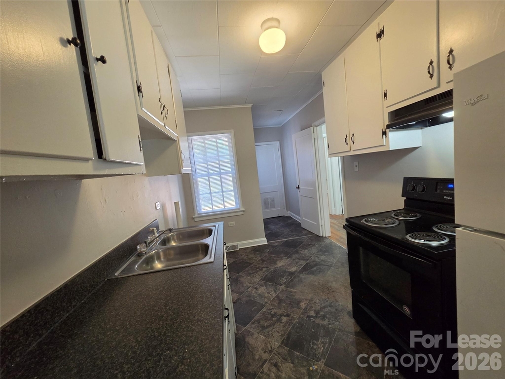 322 W Mccubbins Street - Photo 5