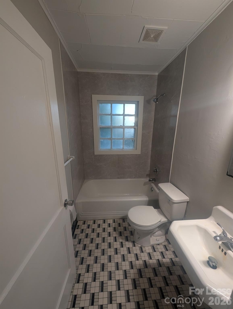 322 W Mccubbins Street - Photo 8